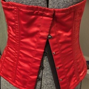 Metal frame waist cincher
